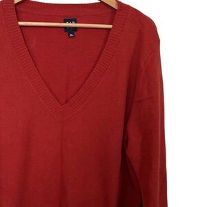 GAP V-Neck Orange Oversized Sweater